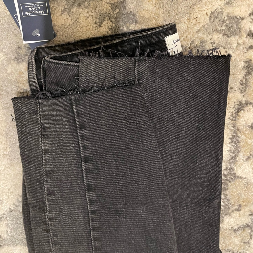 Abercrombie and Fitch High Rise Mom Jeans